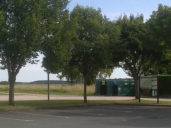 Aire de stationnement de Montlivault