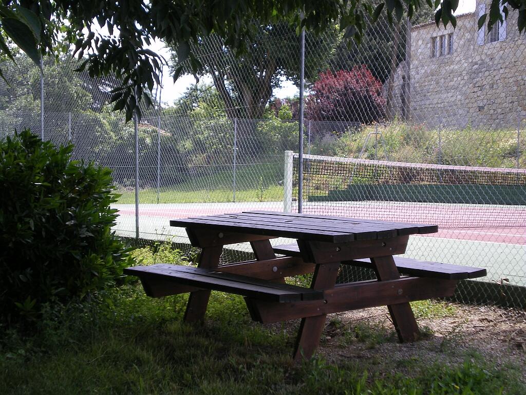 AIRE DE PIQUE NIQUE DU TENNIS