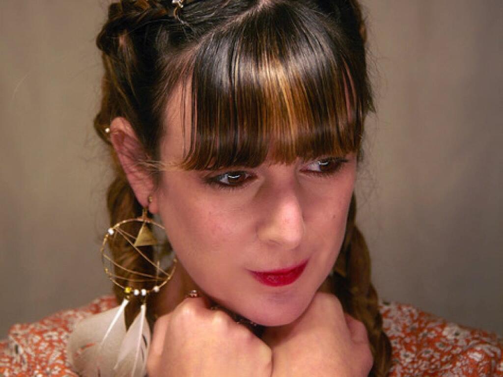 SARAH LENKA Á L'ASTRADA