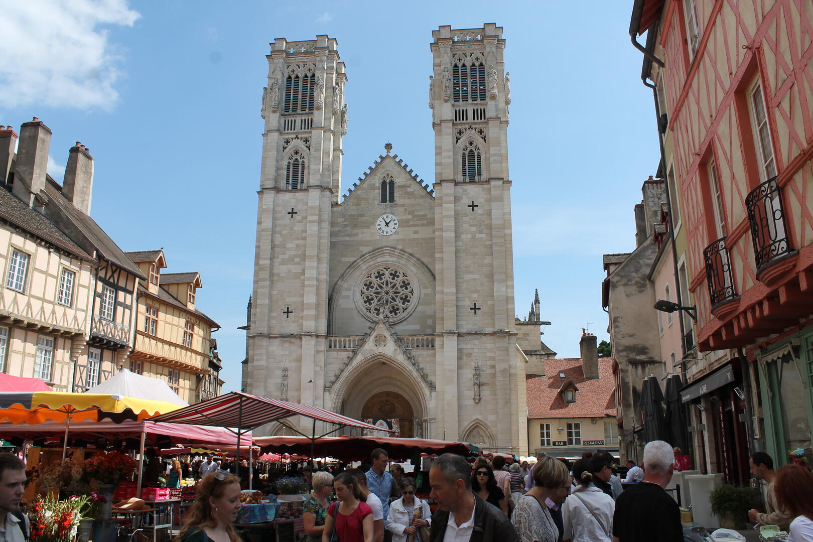 Chalon-sur-Saone-Cathedrale-coeur-de-ville-patrimoine-2014-OT--61-