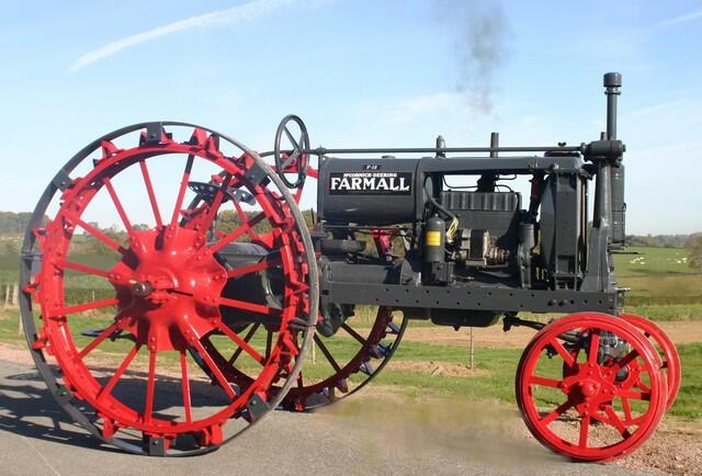 Tracteur IH Mc Cormick