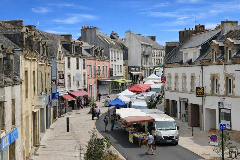 26Marché herbdomadaire Baud_bd©Ville de Baud