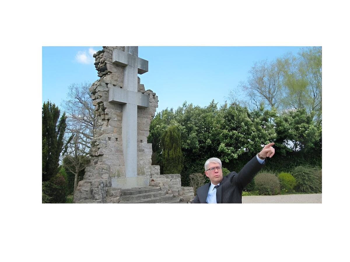 Monument St Clair