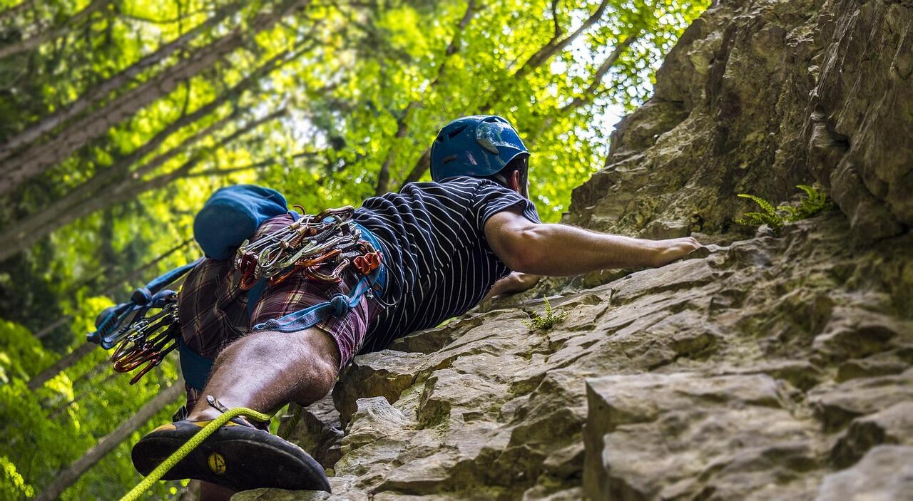 climbing-2609319_1280