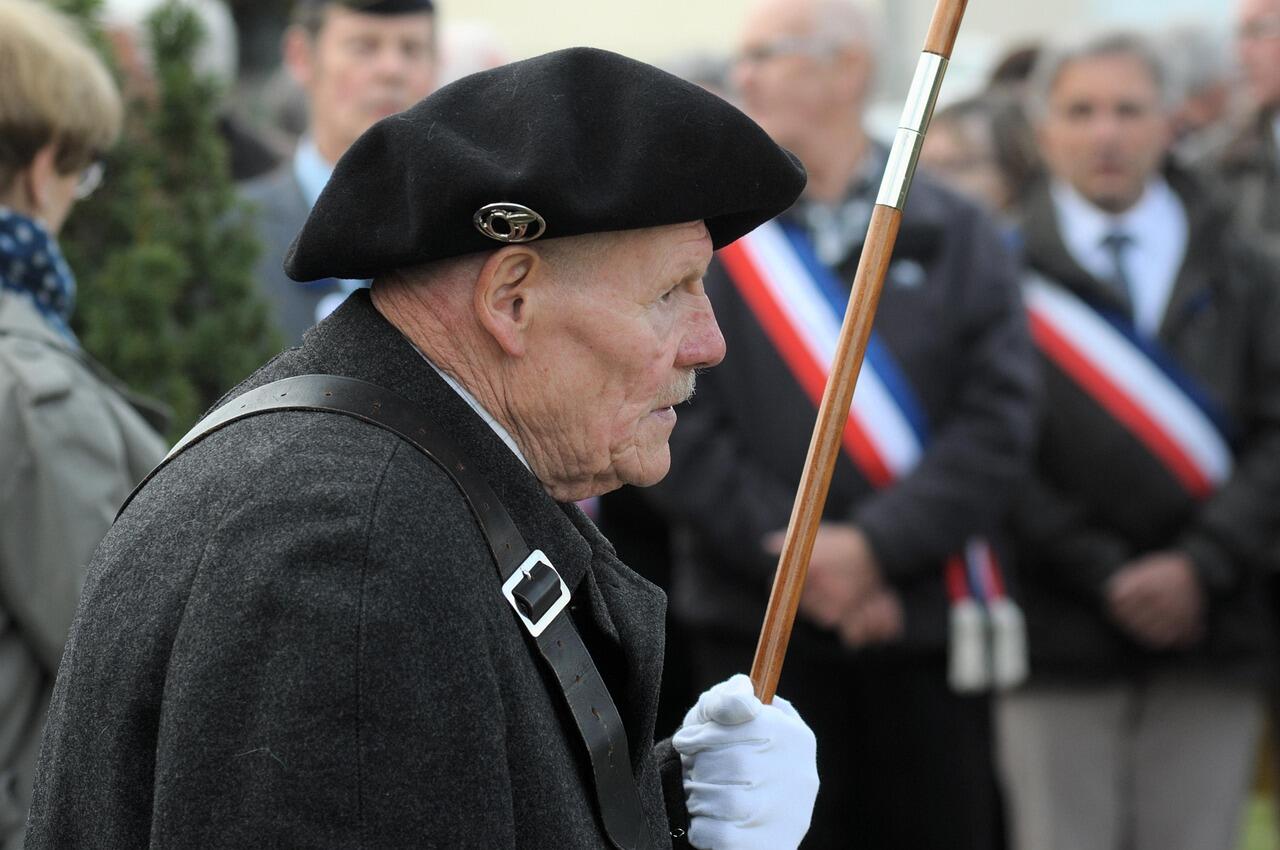 commemoration-2840388_1280
