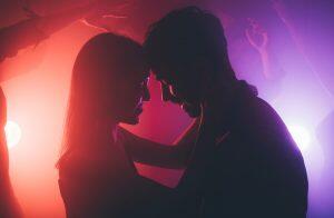 couple-in-club-300x196