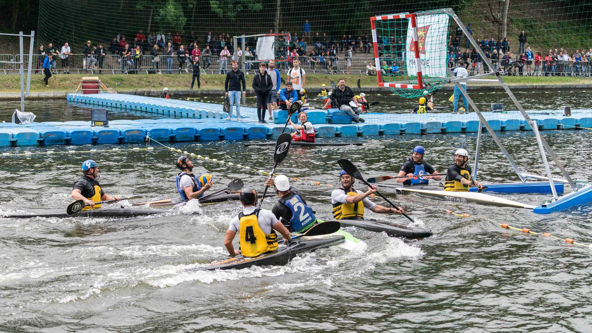 Kayak Polo Thury Harcourt