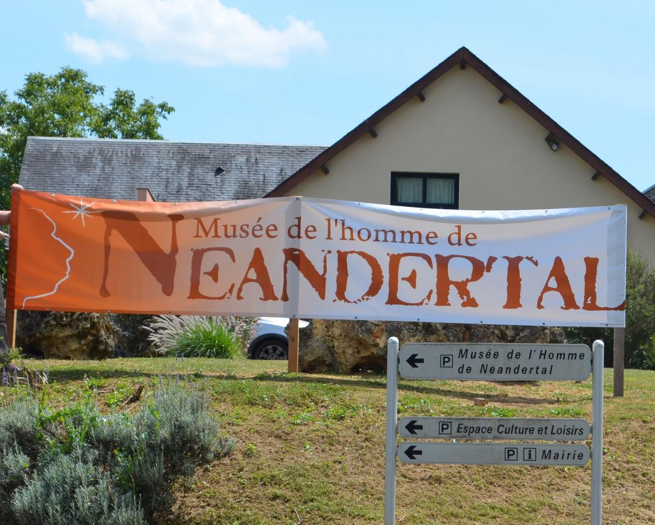 Musee de l'Homme de Neandertal