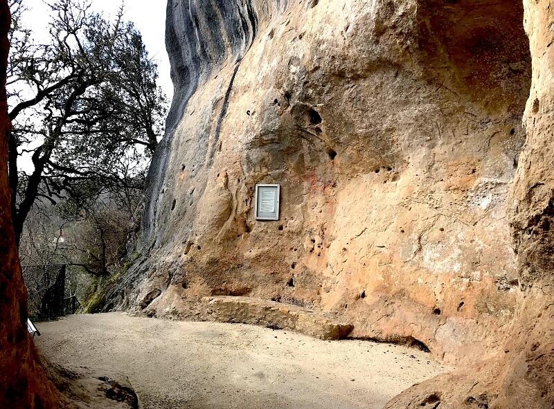 PCU_Font de Gaume-entrée_Les Eyzies_mars 2019