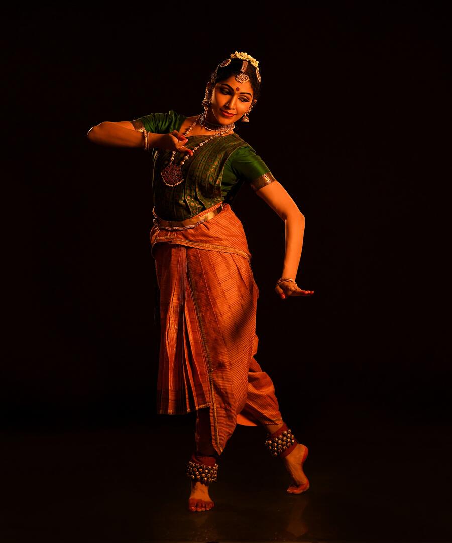bharatanatyam-g3242aaaf6_1920