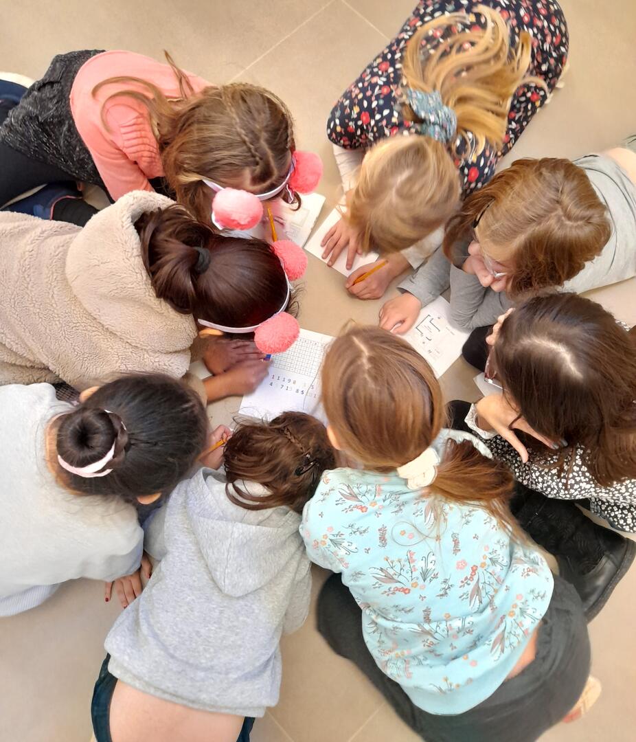 enfants-jeu-de-piste-musée-mauléon