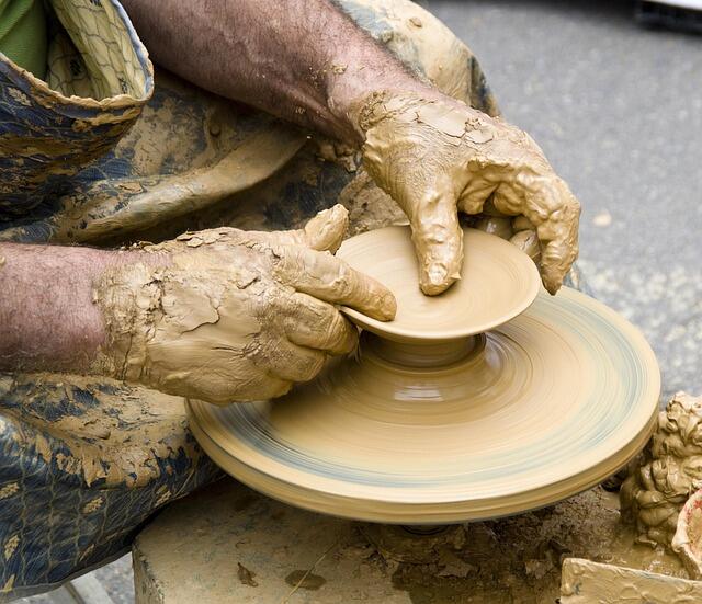 enricsagarra-ceramic-3050615_640