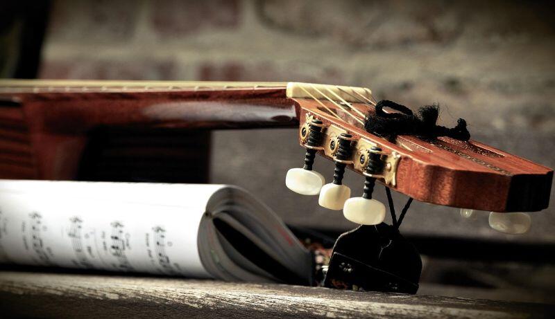 guitar-5209951_1280©congerdesign de pixabay