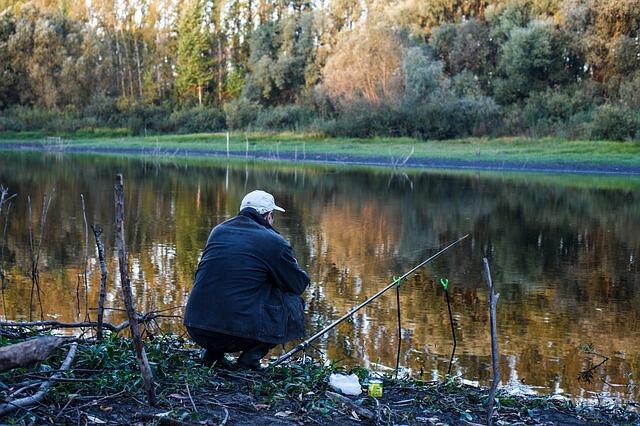 jeviniya-fishing-1146283_640