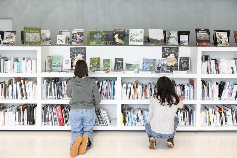 03-Printemps-Les Eyzies_Pip-InstapadesStudio-2491-2000px