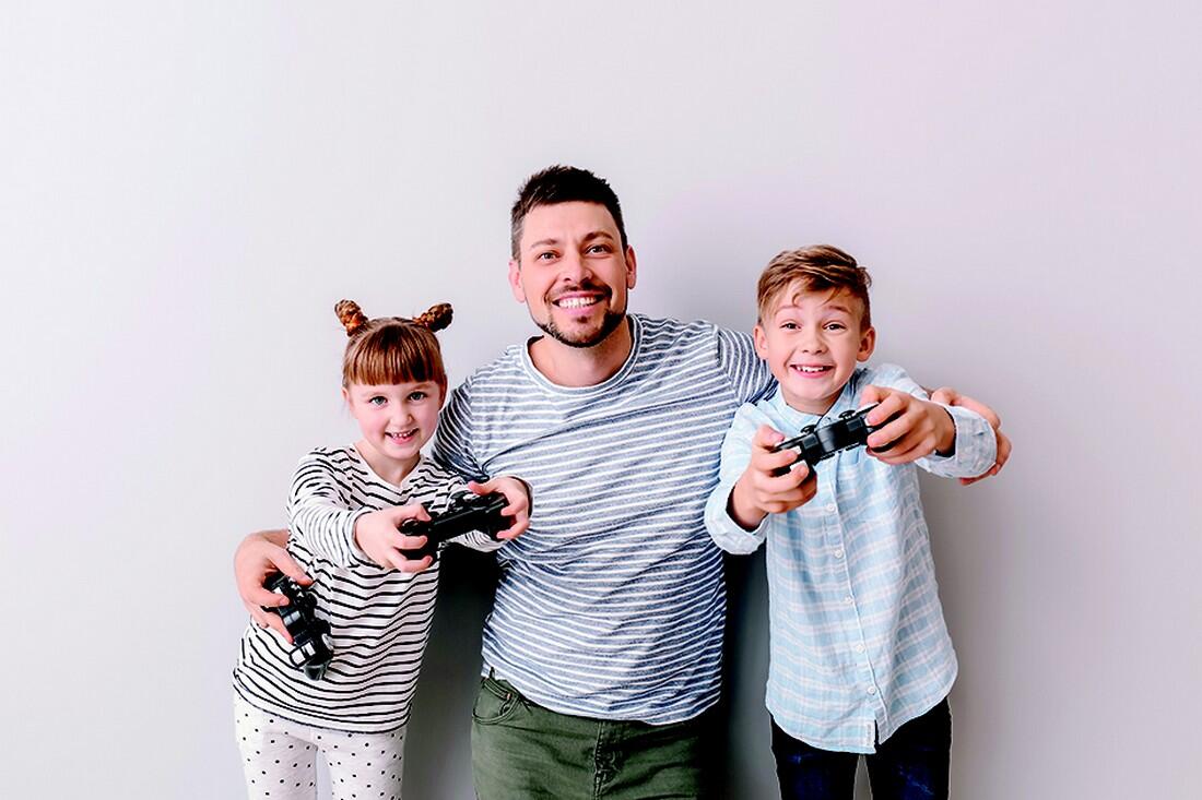 220225-jeux-famille©AdobeStock