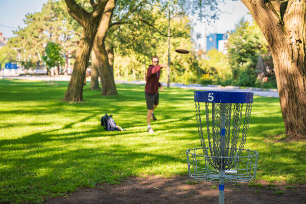 230617-disc-golf-nueil-les-aubiers