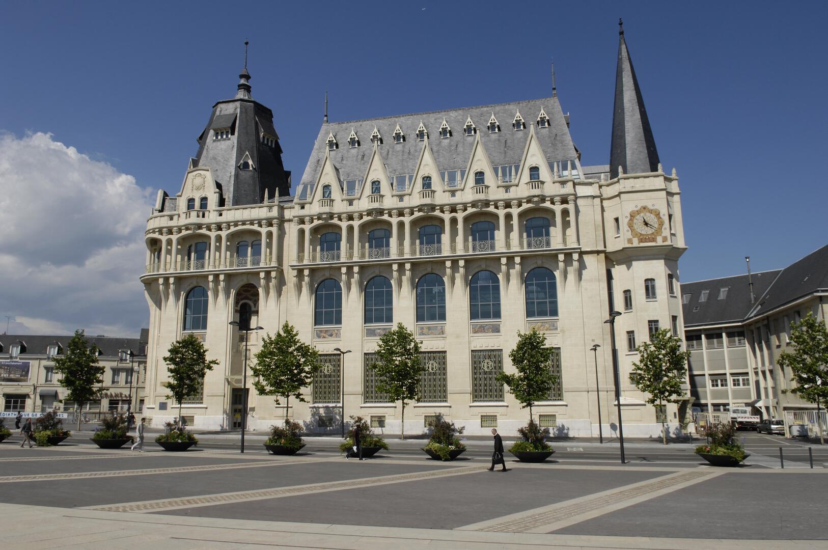 Médiathèque vue générale