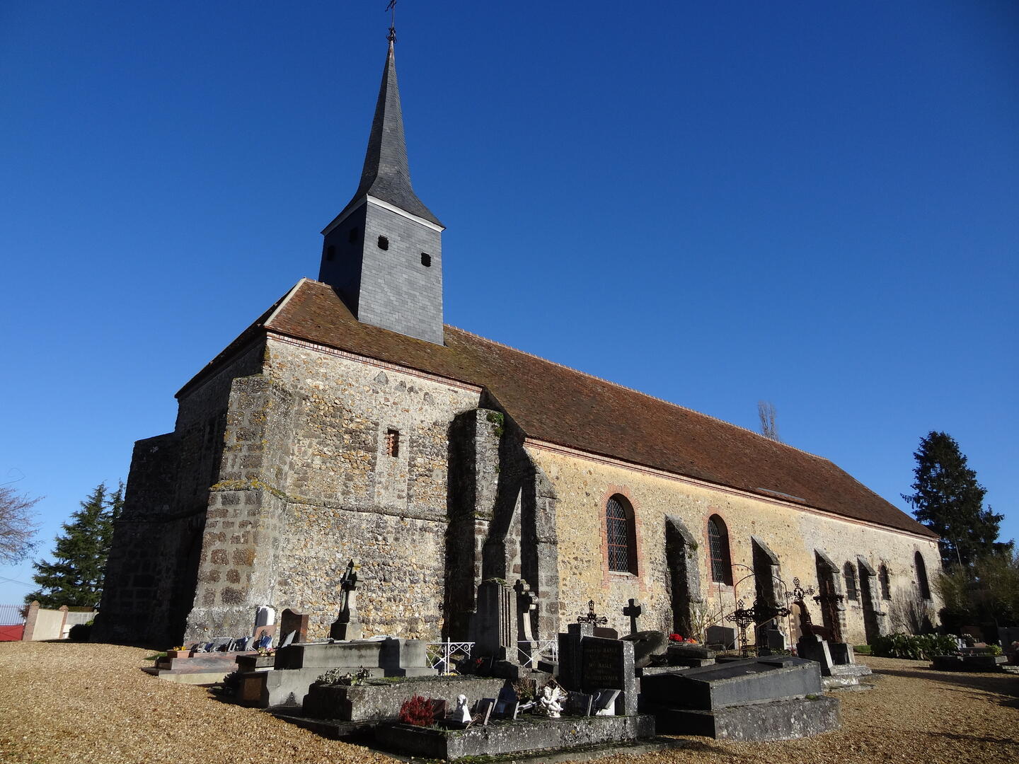 Eglise de Louvilliers