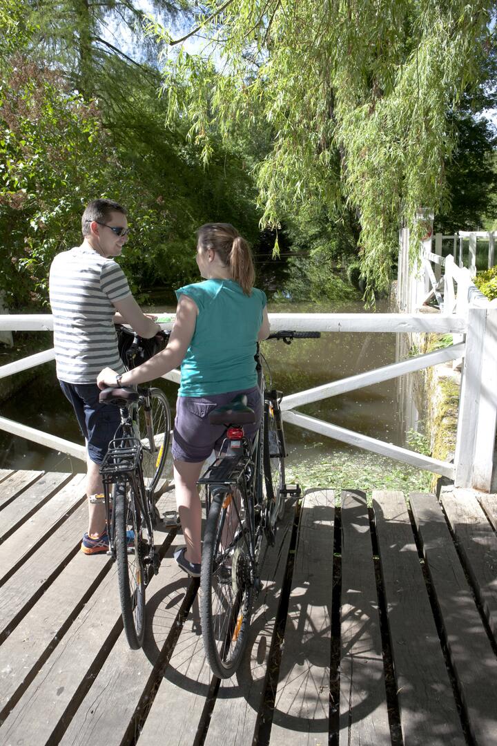A vélo entre les eaux