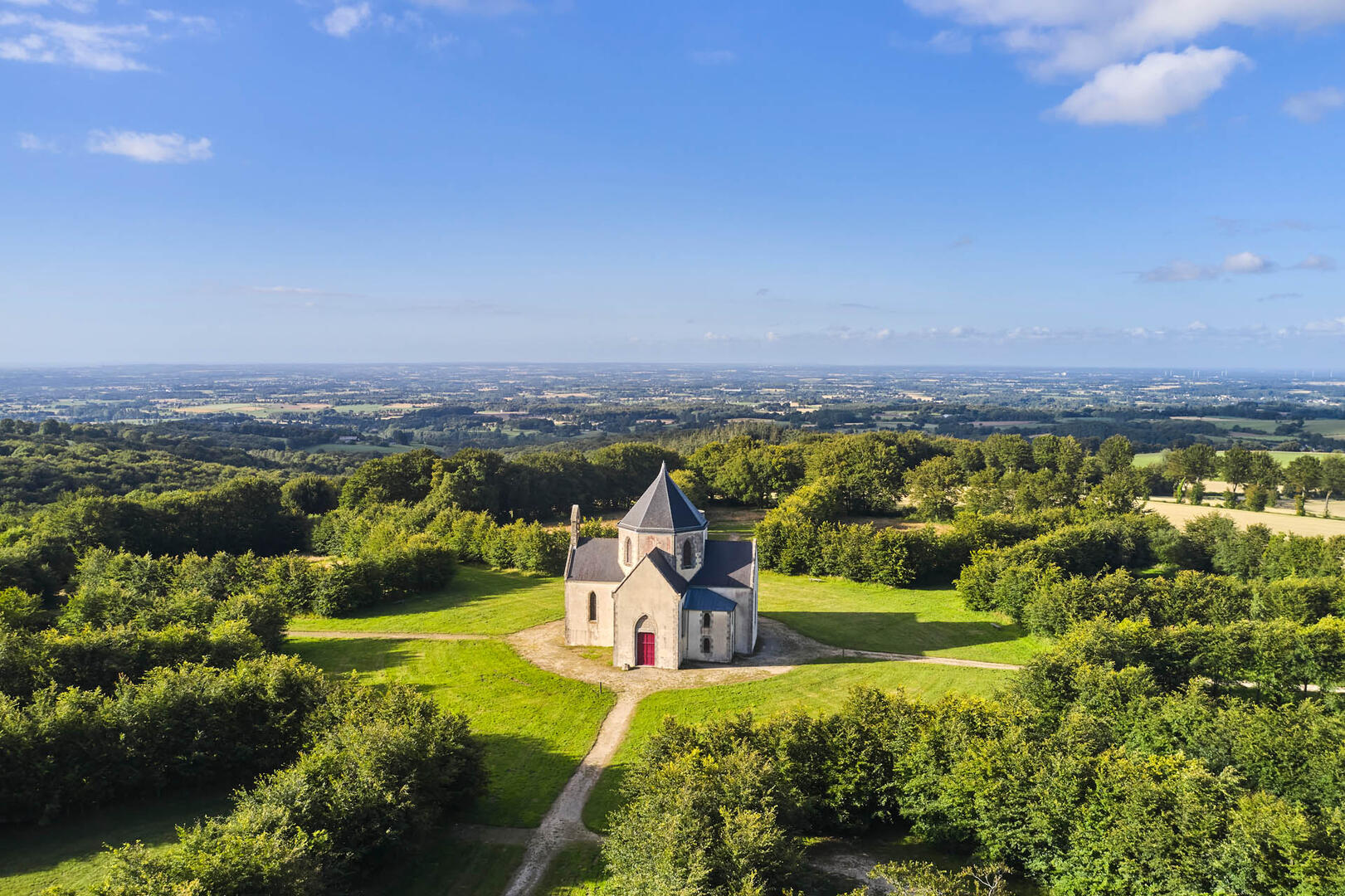 Moncontour2020©A.Lamoureux_DJI_0802