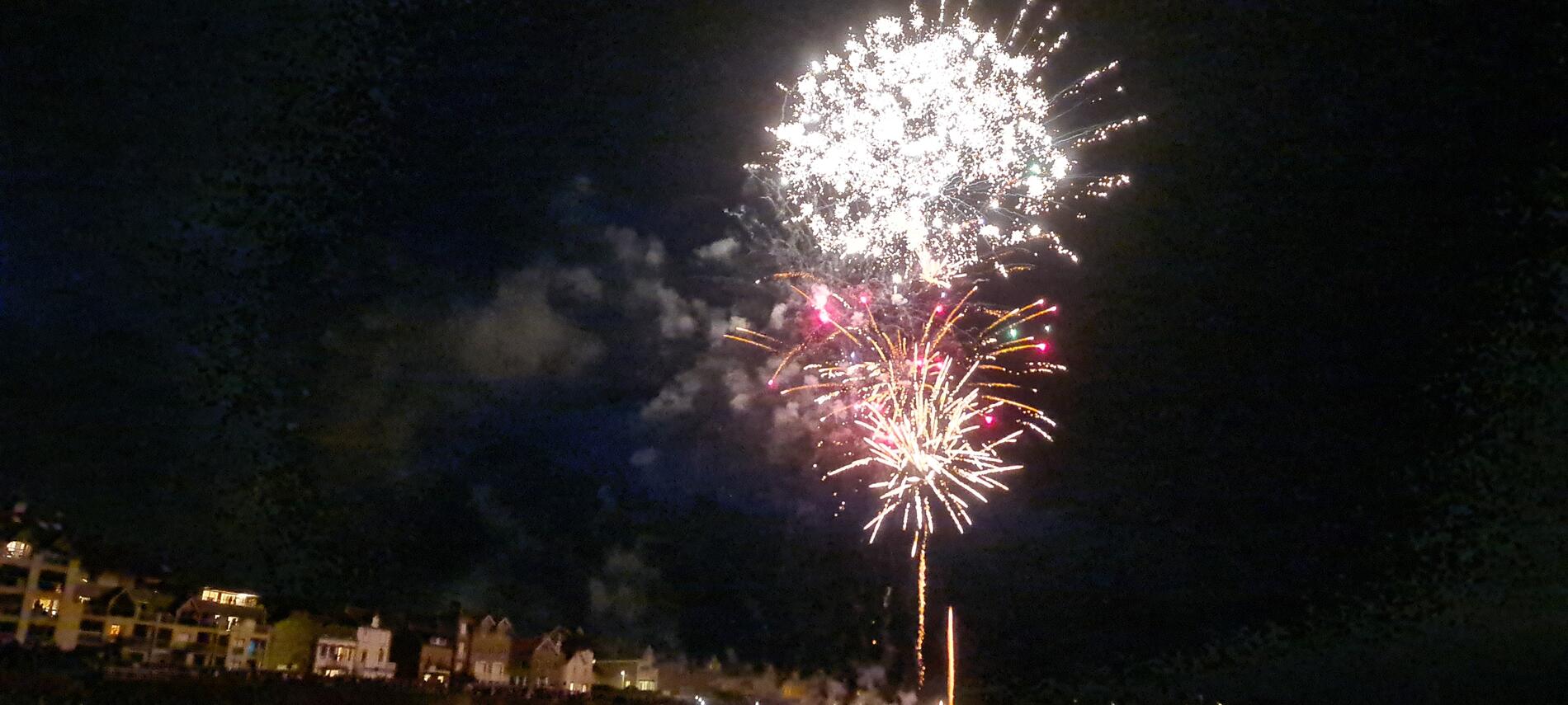 Feu artifice val andré 2024