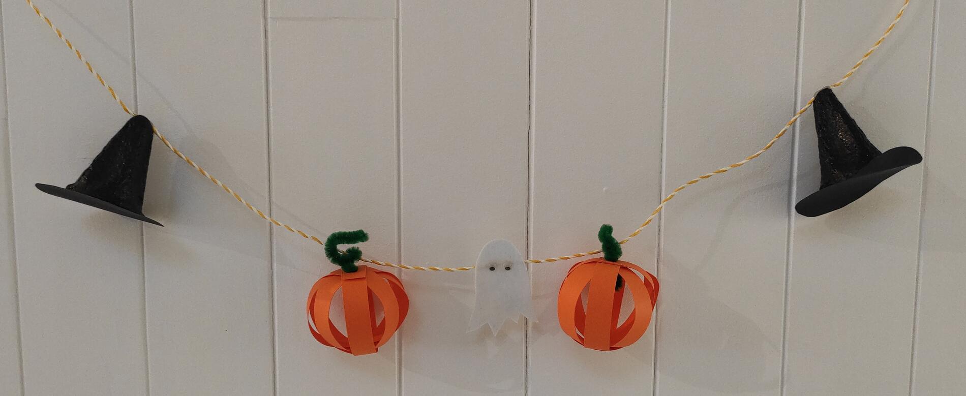 Atelier jeunesse - guirlande Halloween