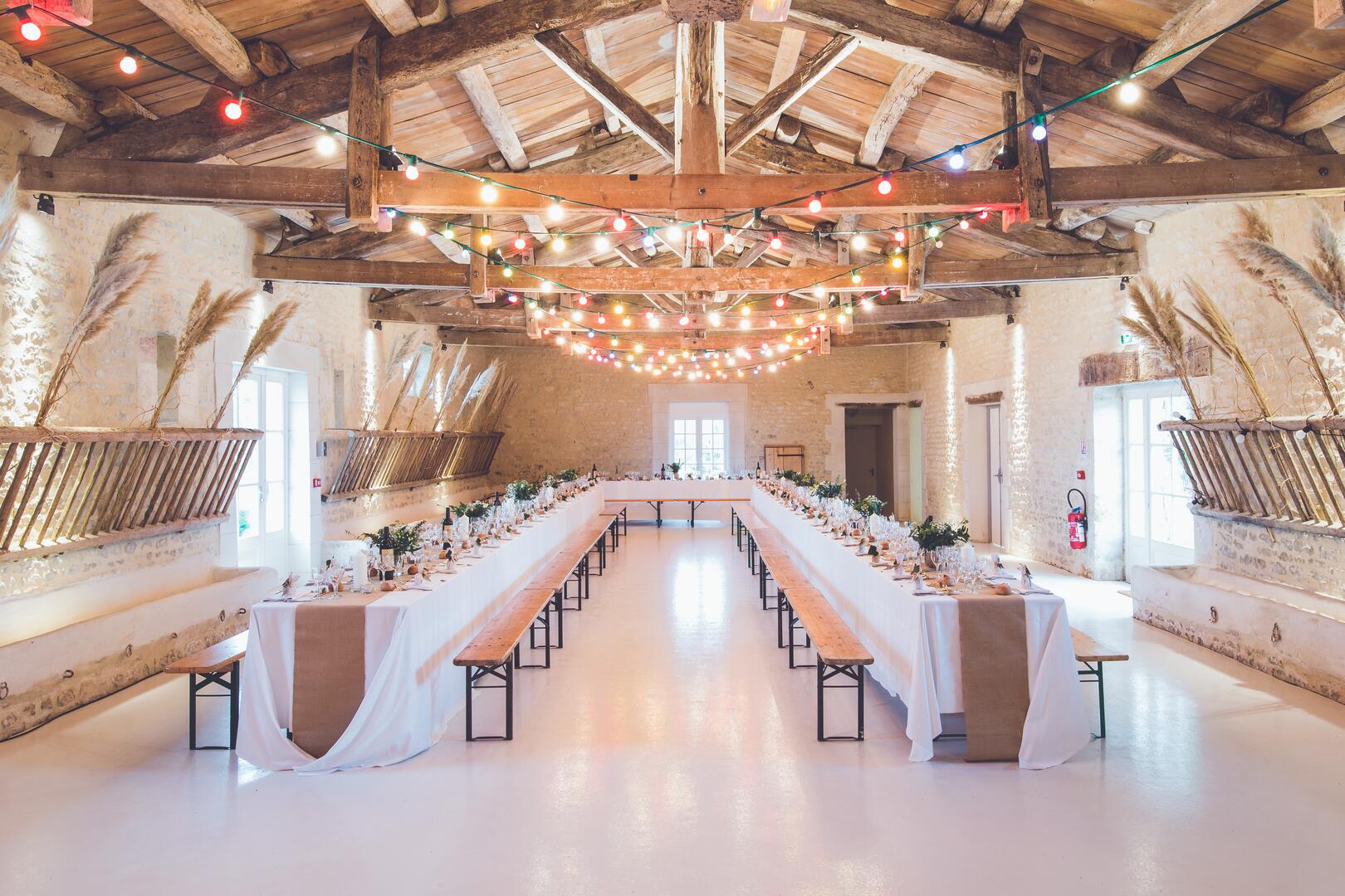 LOCATION SALLE