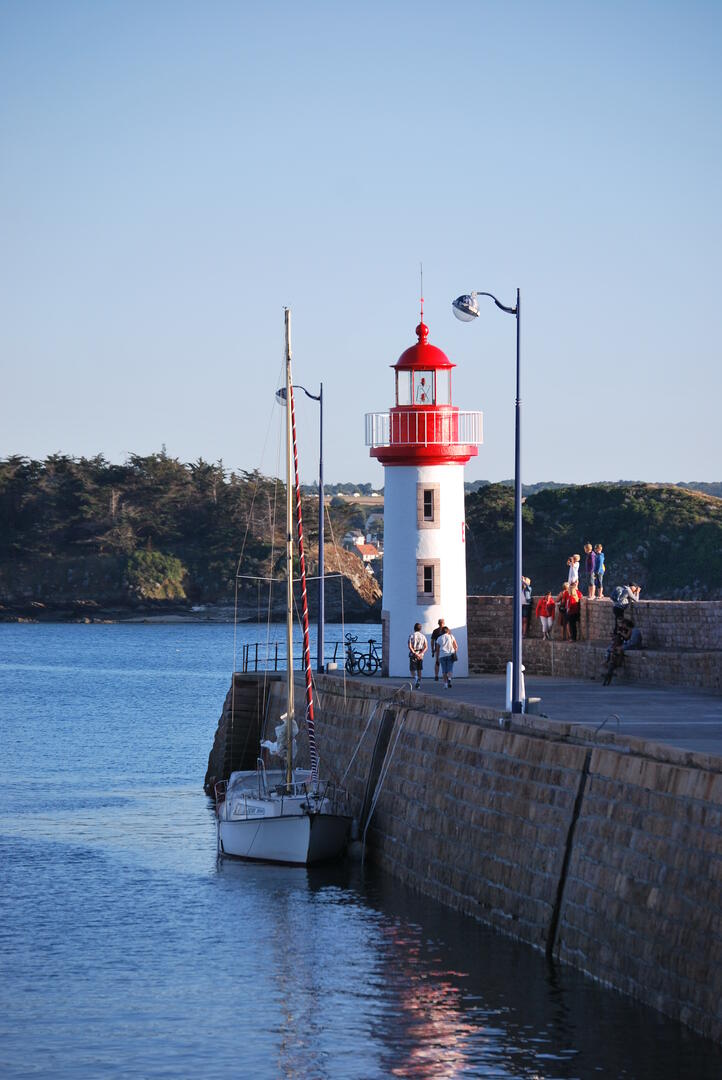Phare-Erquy©Office-de-tourisme-Erquy