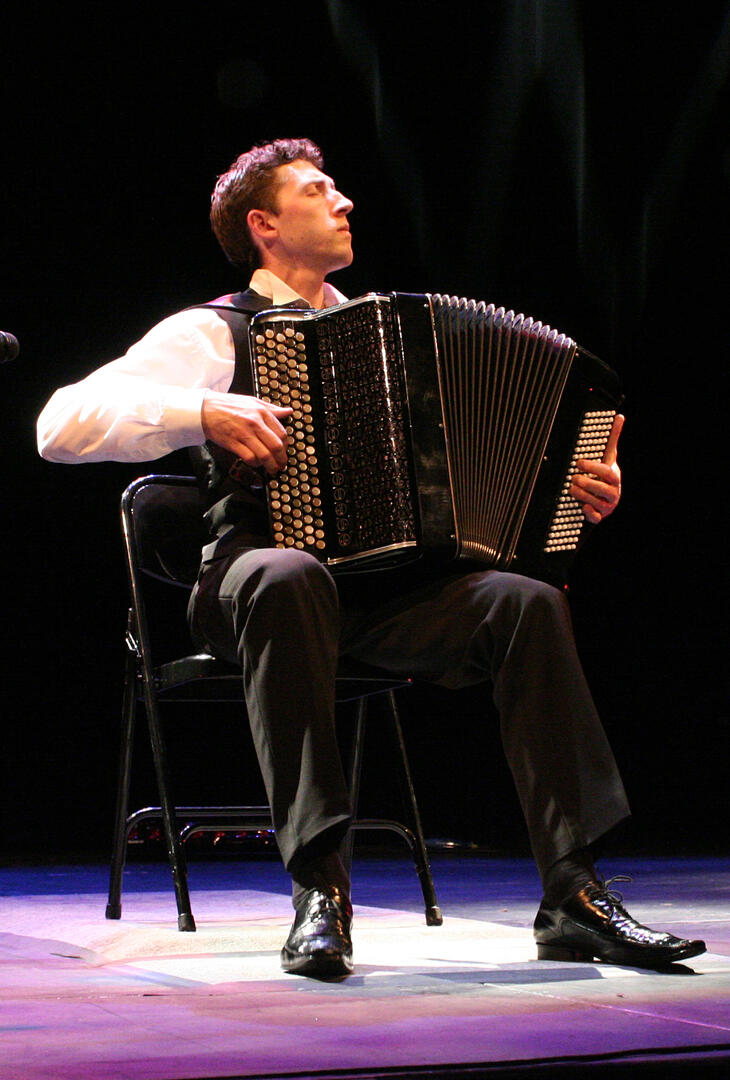 VISUEL Bogdan NESTERENKO