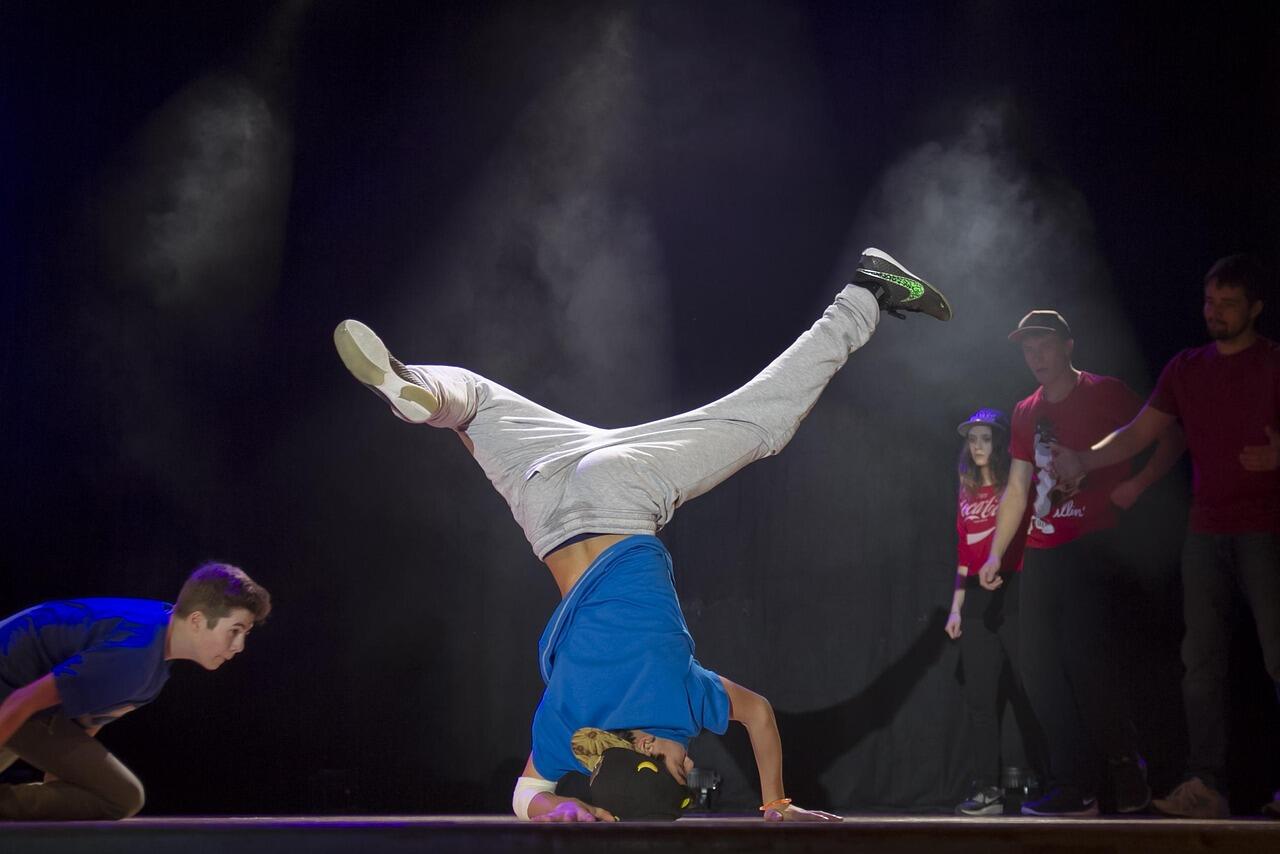 conference dansée hip hop-ploneour-lanvern - pays bigouden