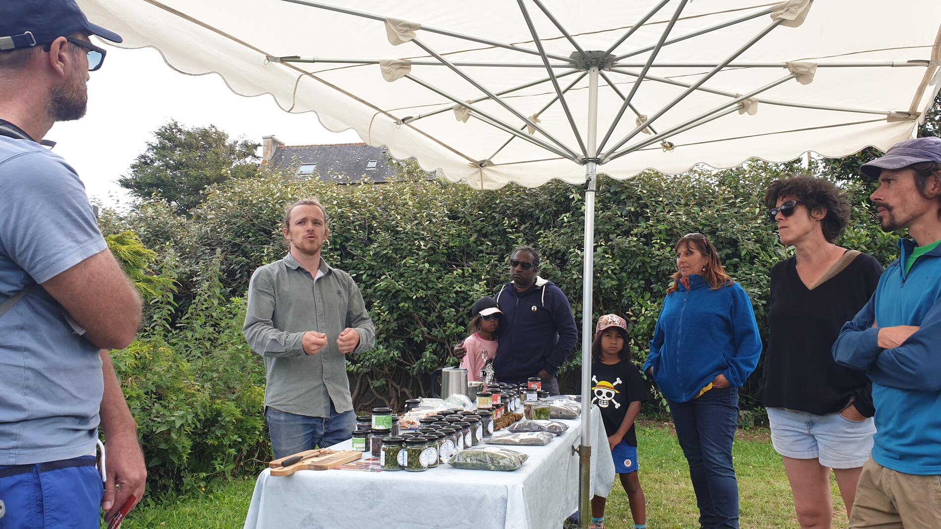 Balade et rencontre avec producteur d'algues-Plozévet-Pays Bigouden