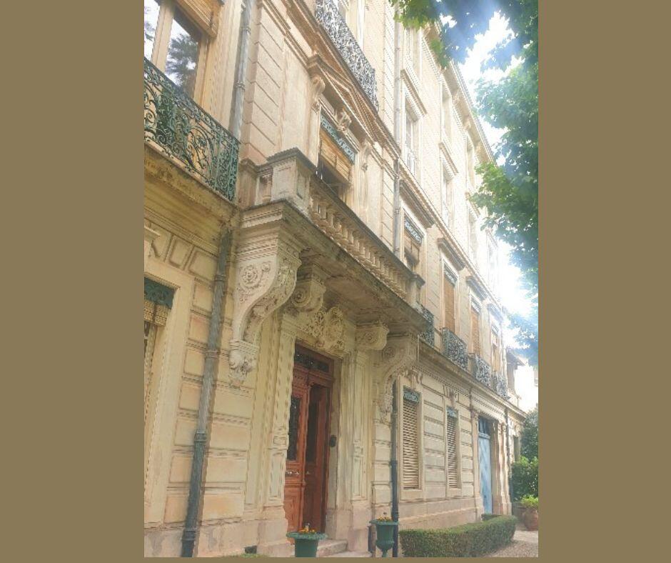 MAISON DONNADILLE