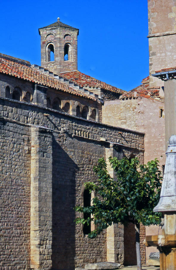 Abbatiale sainte marie quarante canal du midi