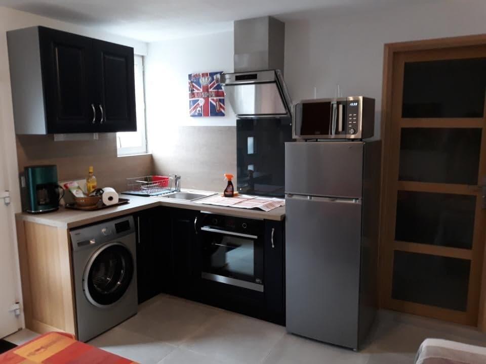 DUCASSY- GARCIA - 2 RUE CAPEL