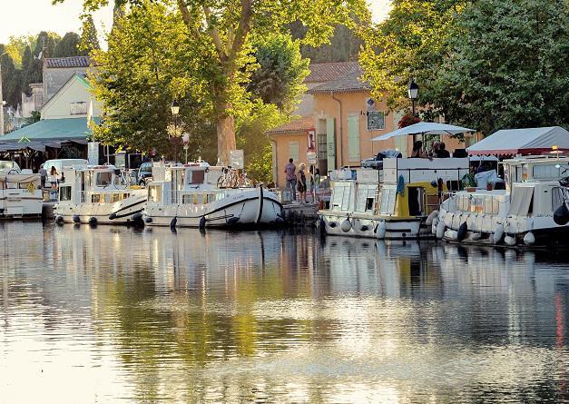 Port-de-Capestang_lightbox