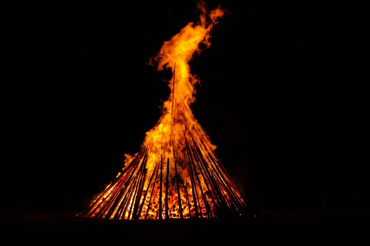 midsummer-142484_1280