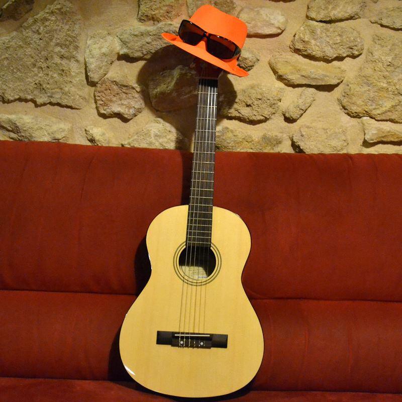 la-guitare-sans-tete
