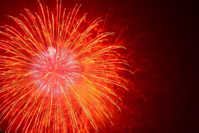 Feu d'artifice © Snowy Vin - Unsplash (3)