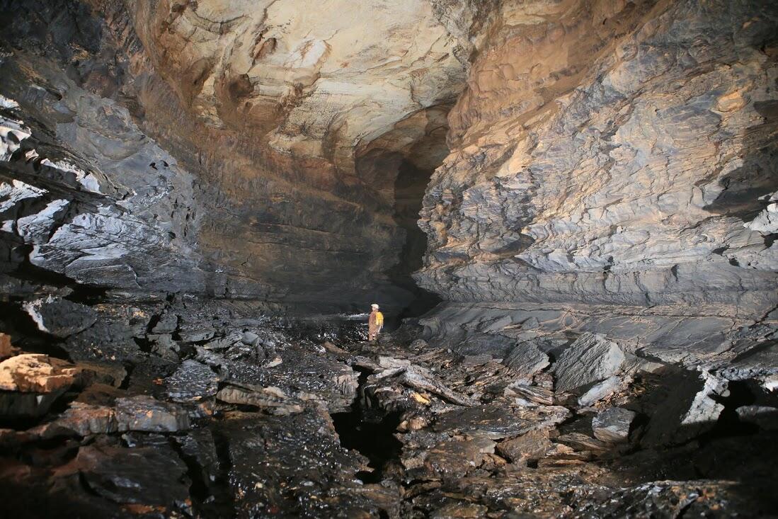 21.10_LES AYRALS L'AUTRE PADIRAC, SPELEOLOGIE..._Cauvaldor