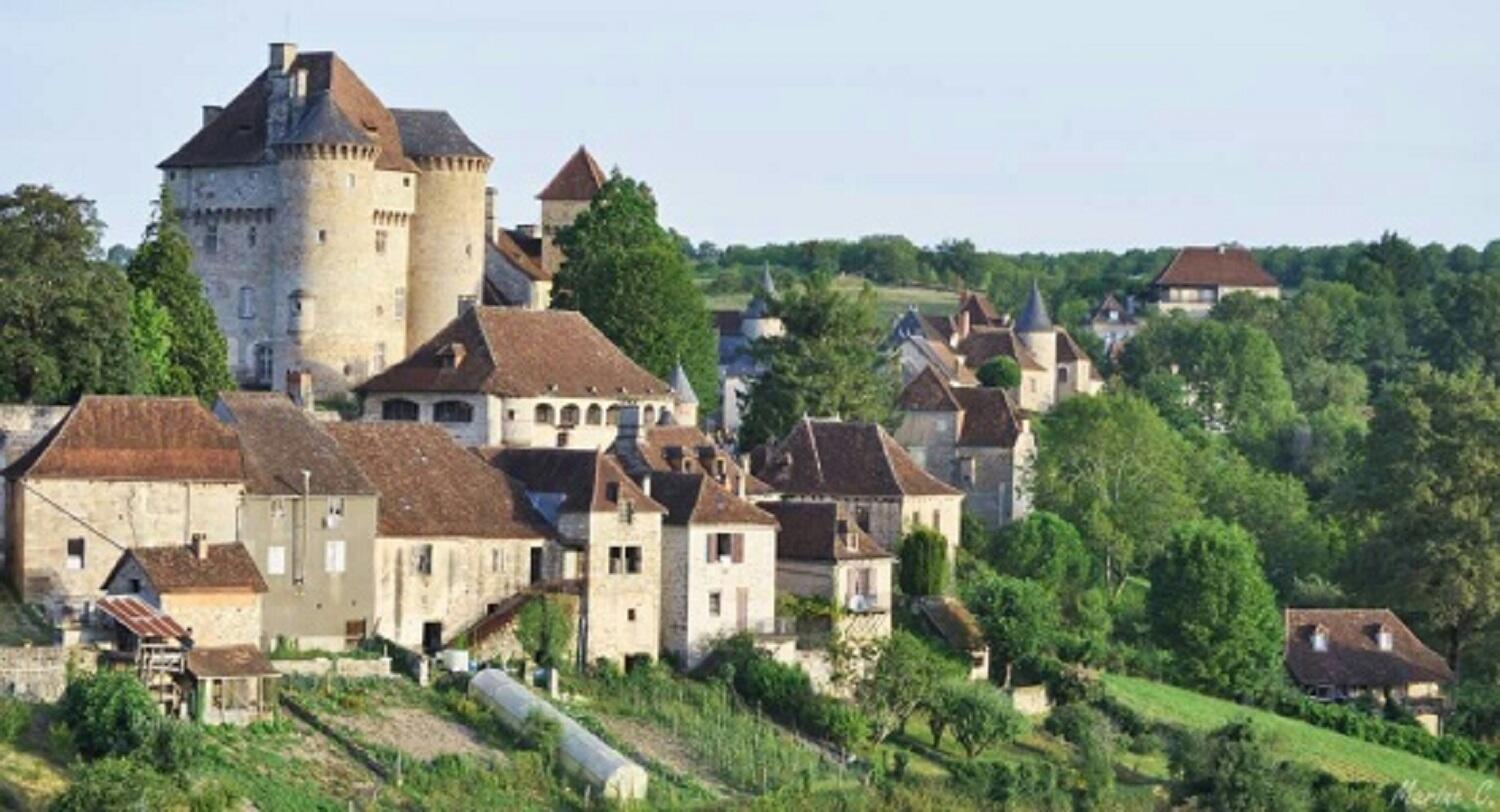 CUREMONTE - Autour des châteaux (3)