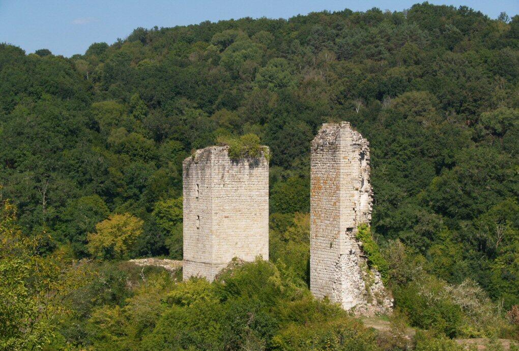 tours-de-carbonnieres