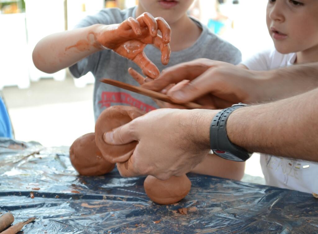 Atelier enfants-Marché de Potiers Argentat
