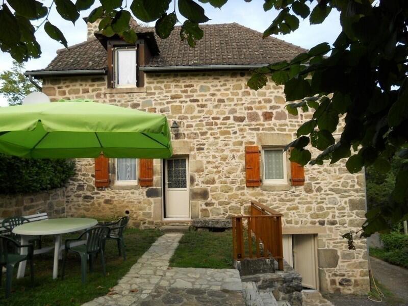 Gite-SimbilleJC-LePescher_terrasse