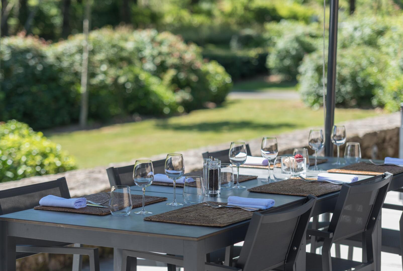 HDEF-les jardins de sothys-restaurant-auriac-terrasse 2-®pauseyourlife