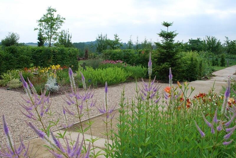 LES_JARDINS_DE_COLETTE_VARETZ_allee3