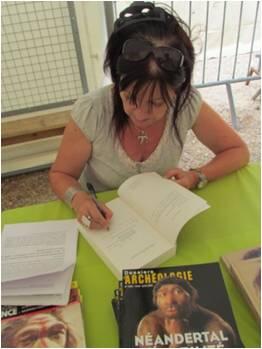 Salon du livre préhistorique- MPM dédicace- Musée de l'Homme de Neandertal