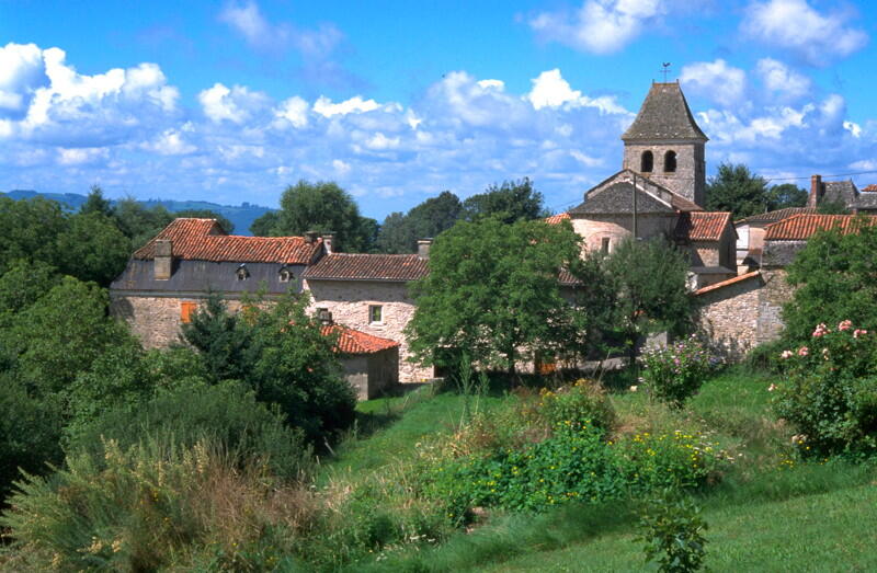 Latouille Lentillac - Eglise