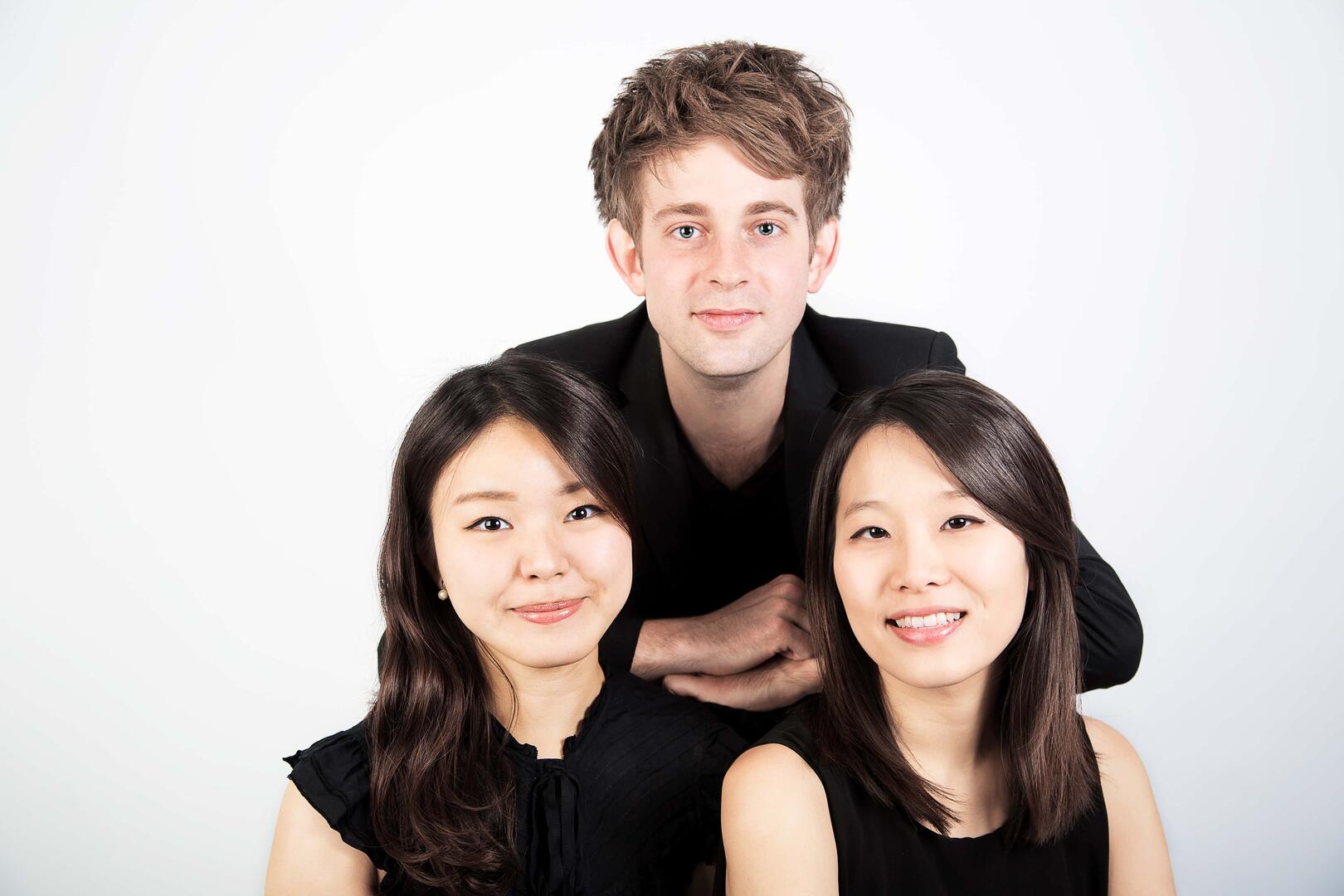 Trio_Opal