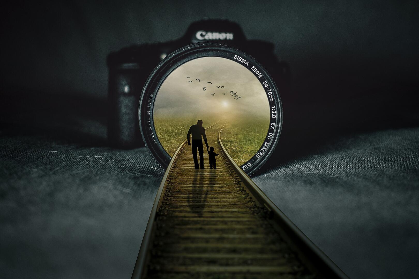 manipulation-4305421-1920